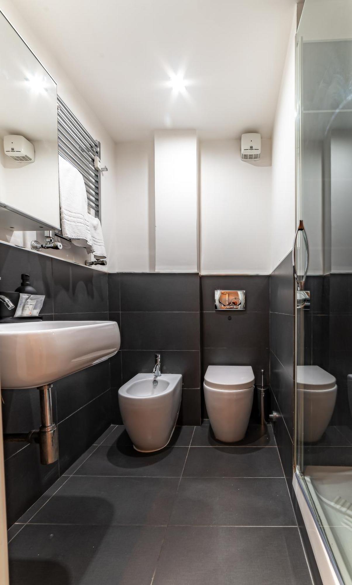 Gasthof Azzurra B&B - Metro Lodi *